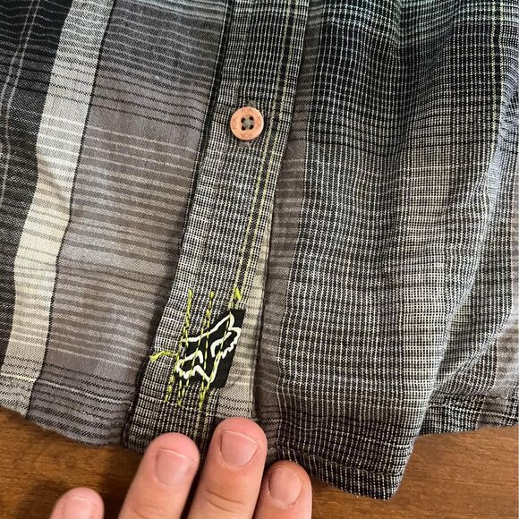 Fox button up plaid womens medium - Picture 5 of 5